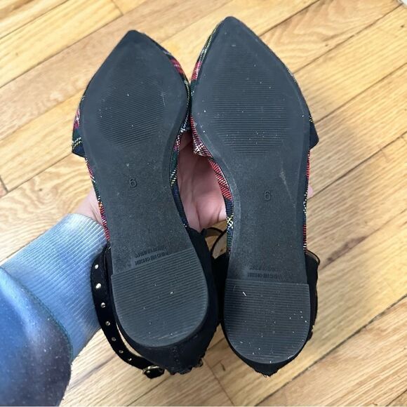 Old Navy size 6 red plaid flats - Picture 3 of 5